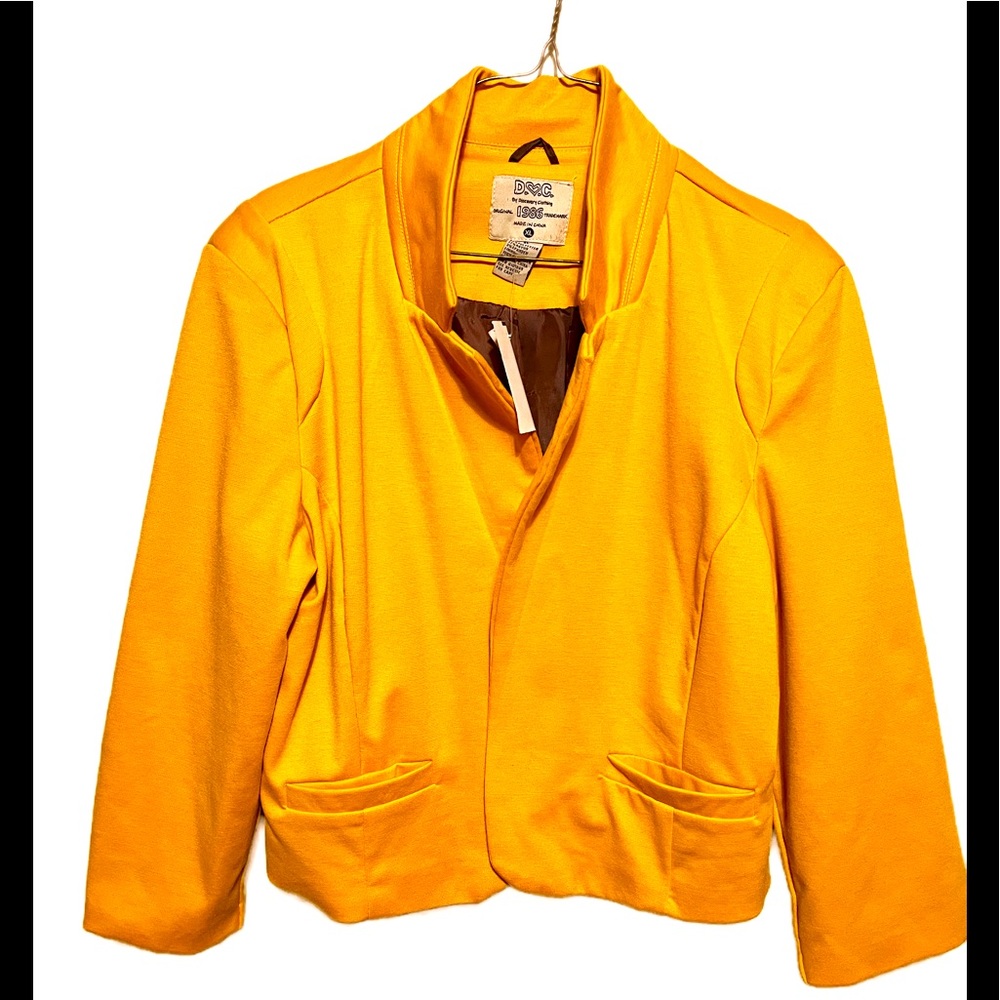 Yellow casual blazer